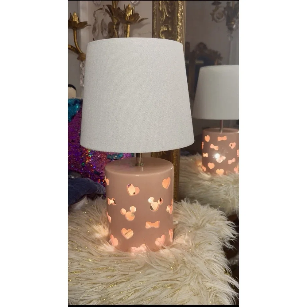 Disney Minnie Mouse Light Coral Ceramic Lamp Table Decor NWT